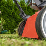Quels sont les équipements indispensables pour l’entretien d’un jardin ?