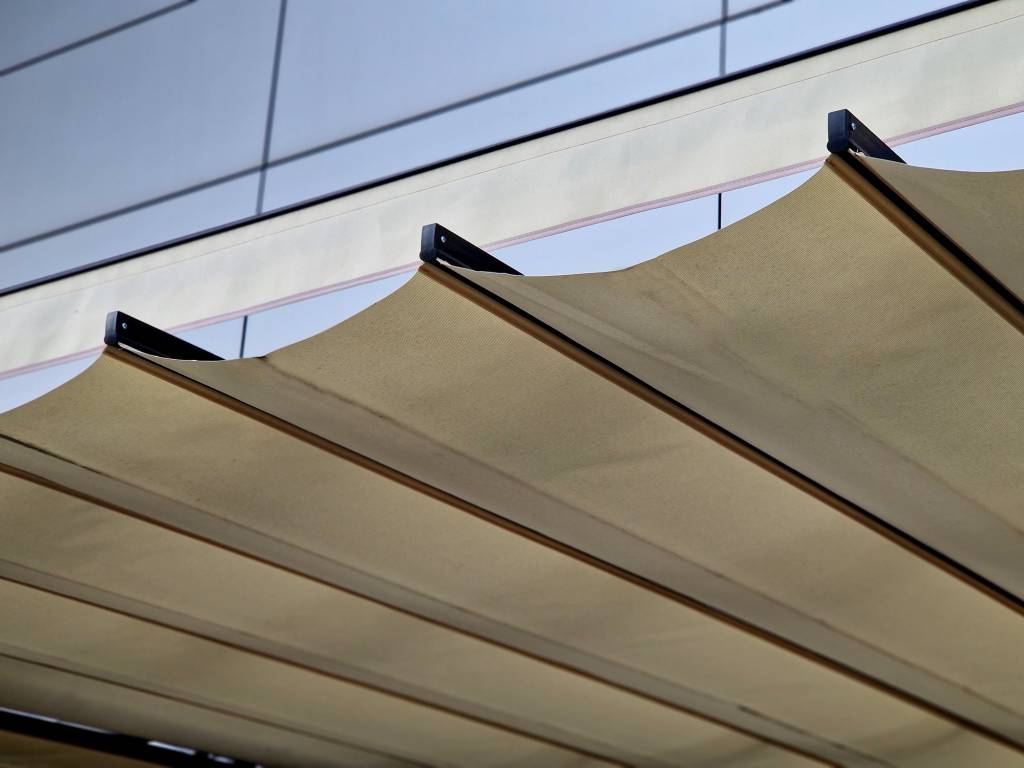 pergola à toile rétractable